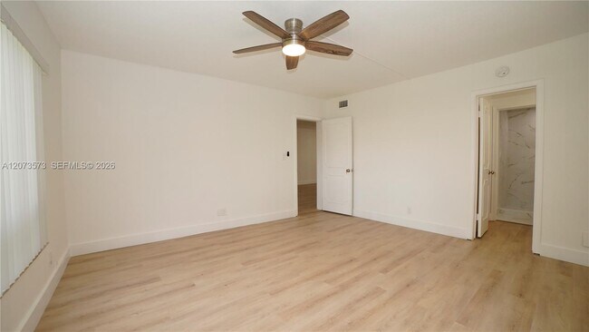 Building Photo - 4291 NW 9th Ave