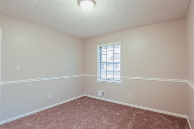 Building Photo - 8951 Cornell Dr