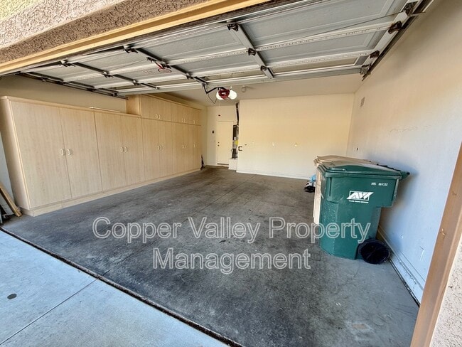 Building Photo - 3347 W Steinbeck Dr