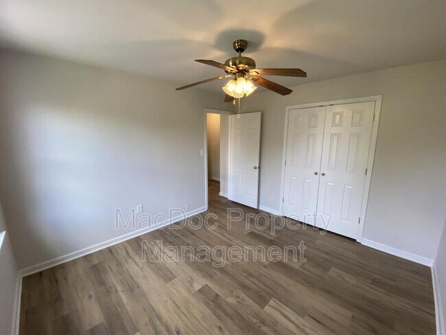 Building Photo - 7218 John Taylor Mews