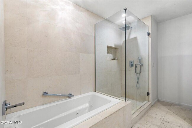 Building Photo - 7922 E Crestwood Way