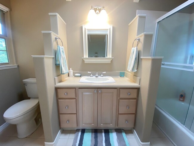 Building Photo - Turnkey Furnished Home with Sunset Views in Sought-After Kulamanu – Upcountry Maui