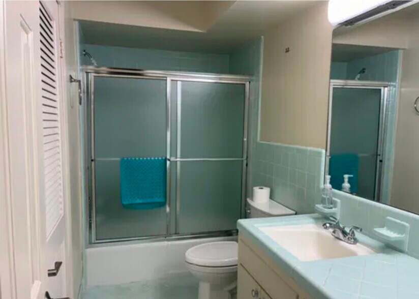 Building Photo - 2122 Montreat Cir