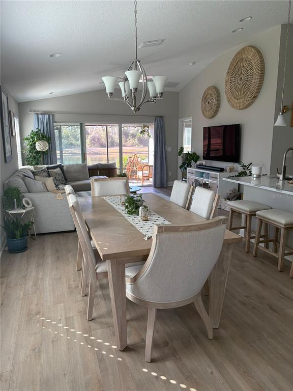 Building Photo - 12558 Oak Hill Way