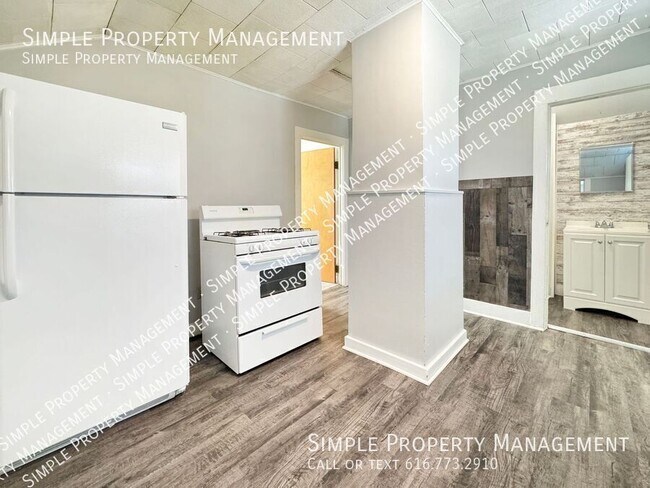 Building Photo - 430 S Hanover St