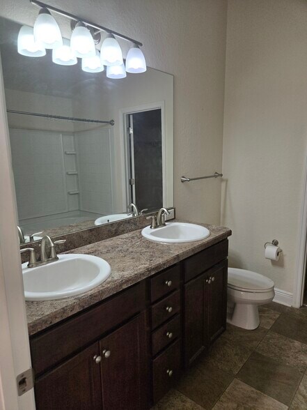 Building Photo - 3376 N Michener Pt