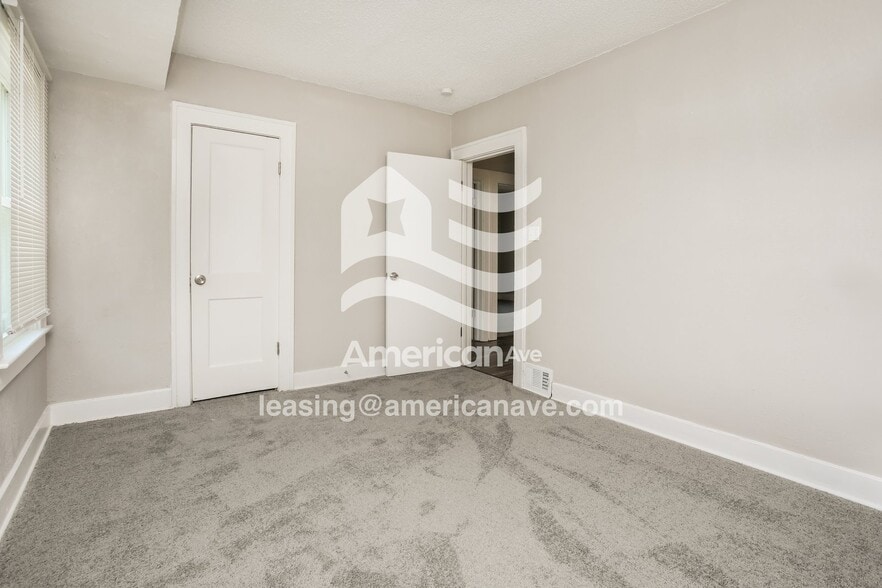 Building Photo - 4200 Benton Blvd