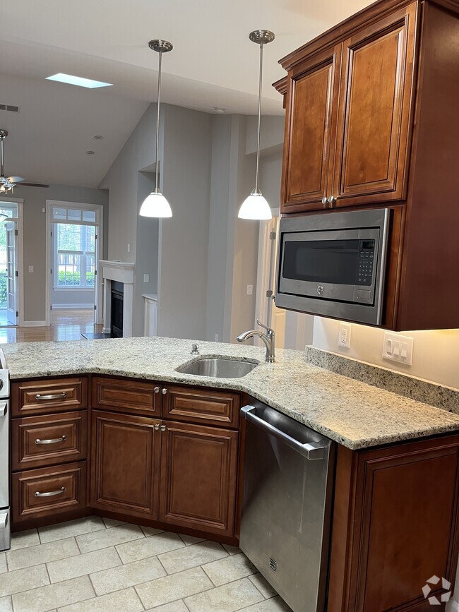 Building Photo - 232 Windchime Way