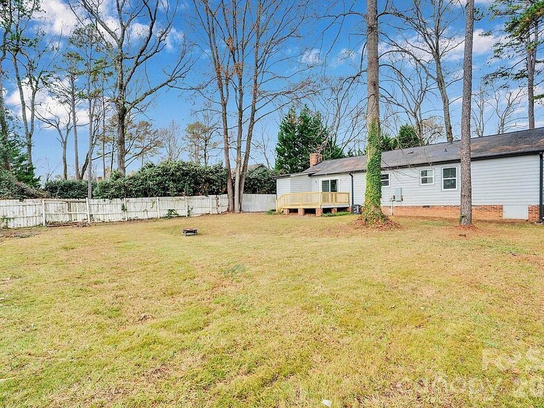 Building Photo - 1440 Jodhpur Ct