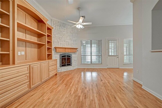 Building Photo - 11434 Elizabeth Brook Dr