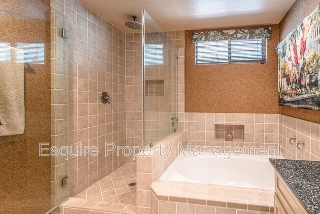 Building Photo - 1351 El Lazo Ct