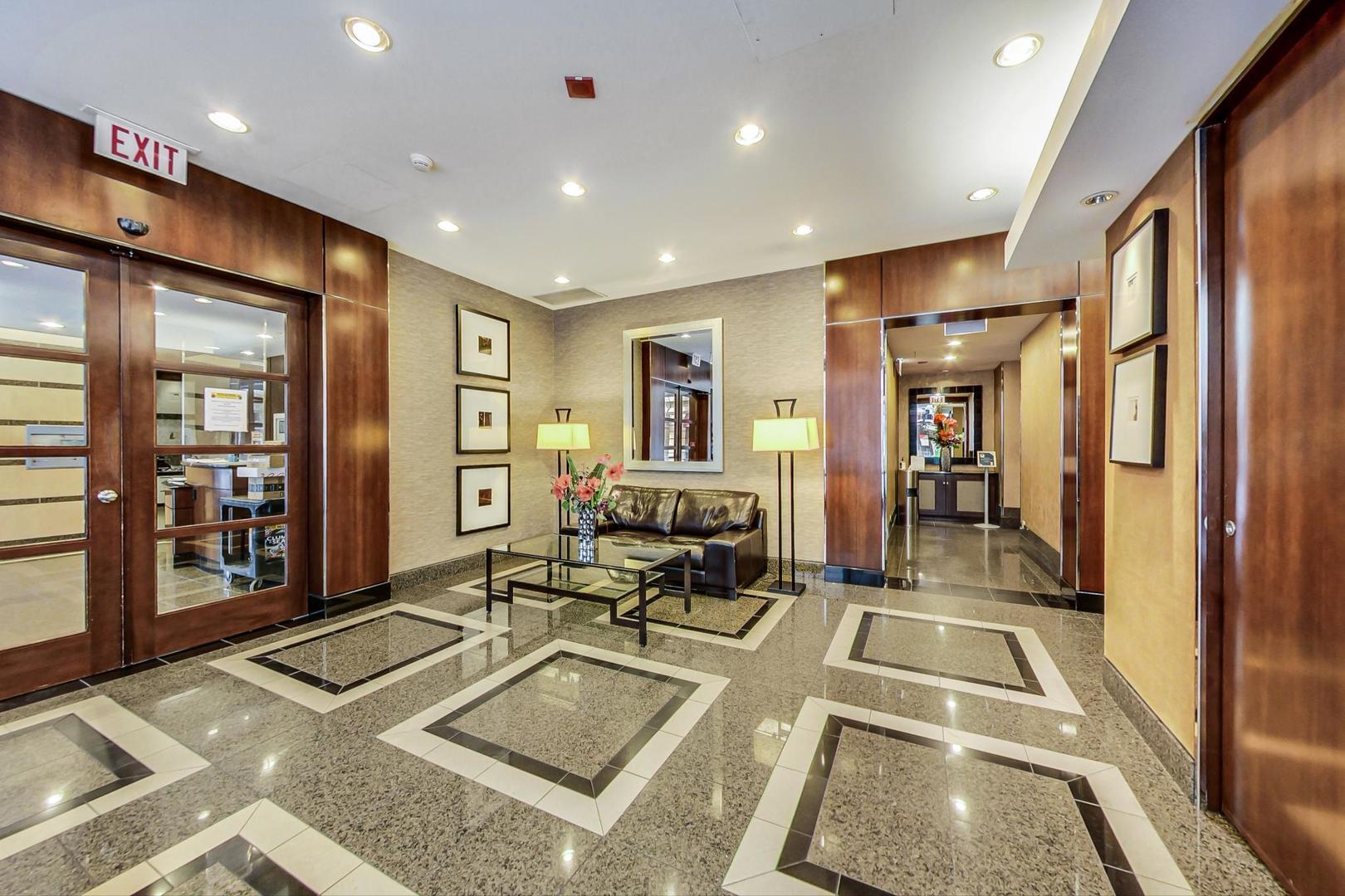 Lobby - 30 E Huron St