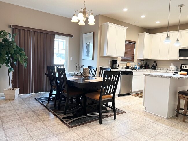 Building Photo - 1694 Wedgewood Pl