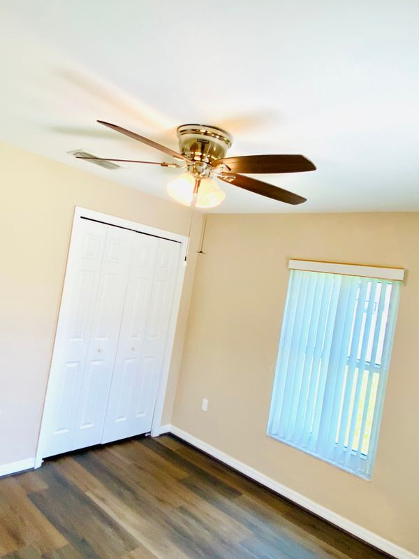 Building Photo - 659 Jaguar Ct