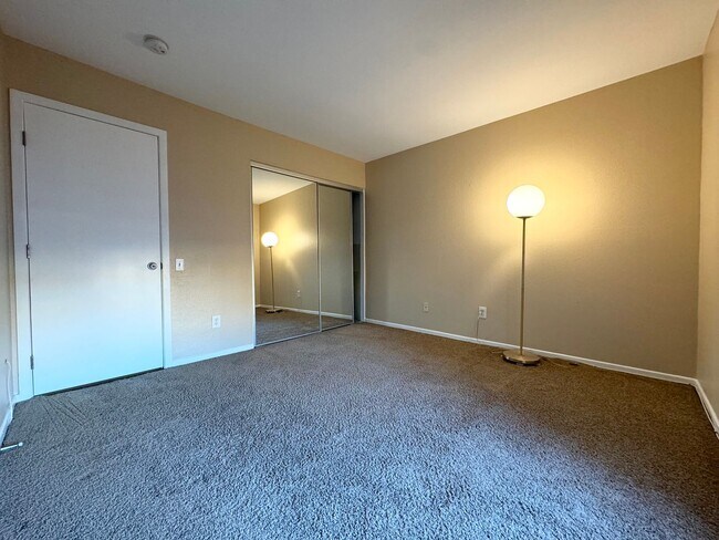 Building Photo - AVAILABLE NOW!! Charming UPSTAIRS 2 Bed/ 1 Bath Condo in Indio!!