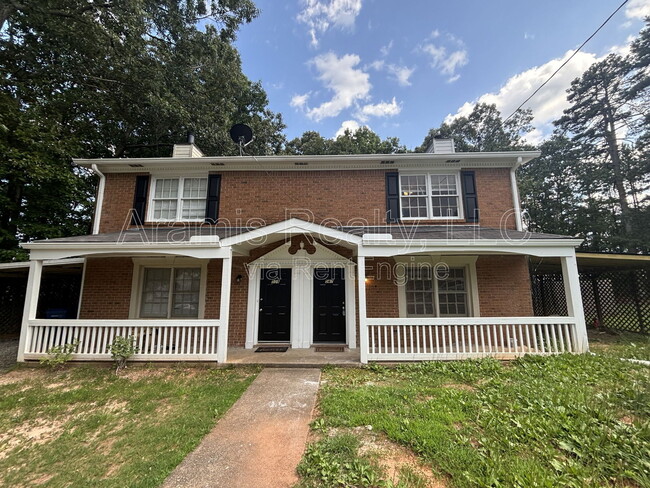 Primary Photo - 507 Whitehall Ln