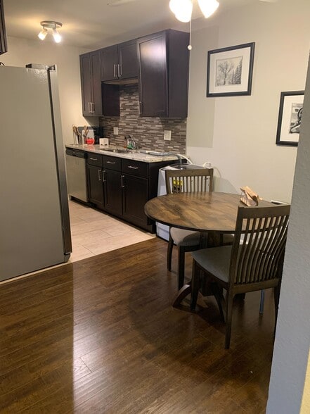 Building Photo - 10211 Ura Ln