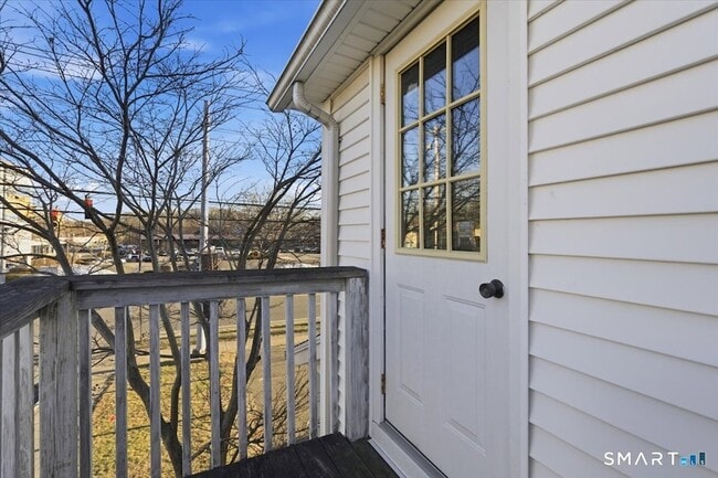 Building Photo - 194 Cherry St