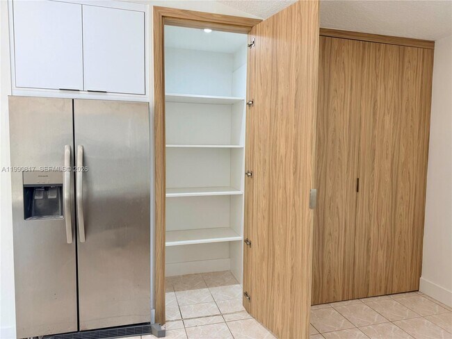 Building Photo - 17322 SW 149th Ct