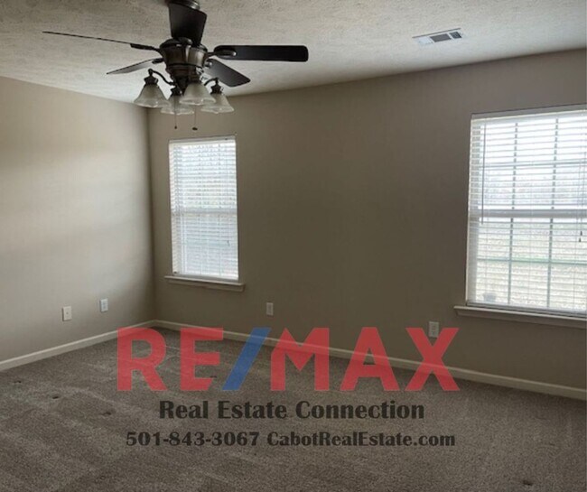 Building Photo - Sorry No Smoking and No Pets Permitted