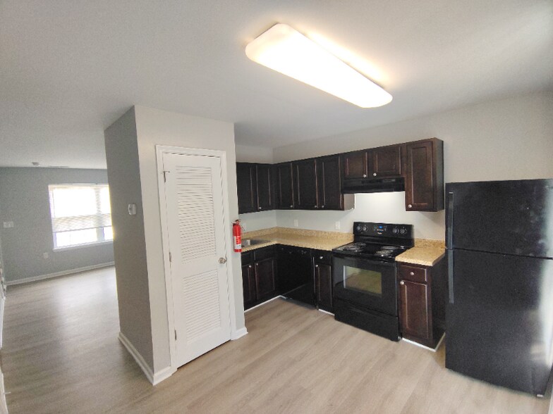 Building Photo - 24 Duiguid Dr