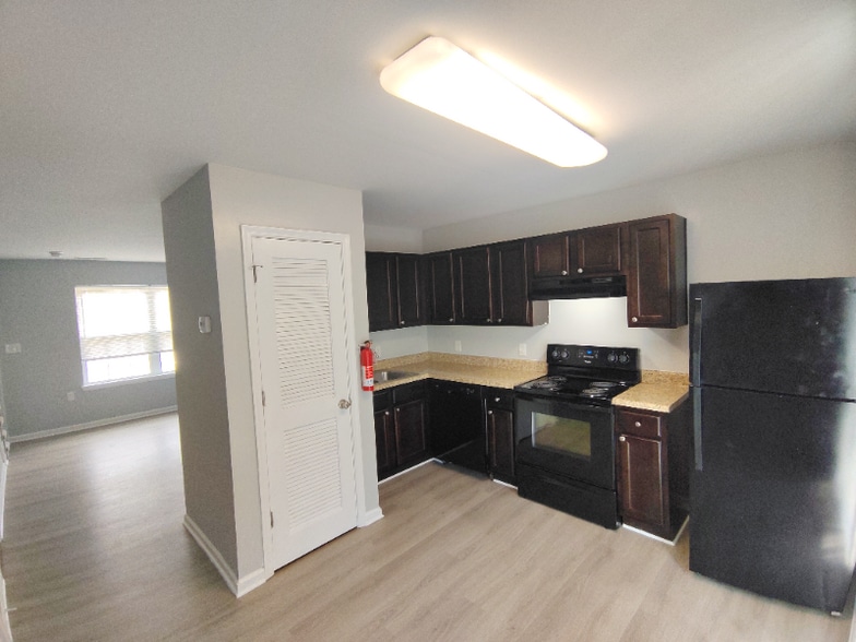 Building Photo - 36 Duiguid Dr