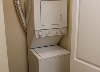 Building Photo - 108 5th Ave S