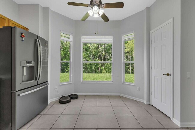 Building Photo - Spacious 3-Bedroom townhome in Kissimmee – Available Now!
