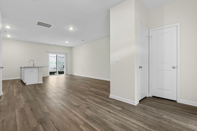 Building Photo - 713 Wild Duck Ln