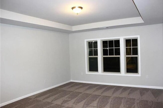 Building Photo - 5023 Garrett Ct