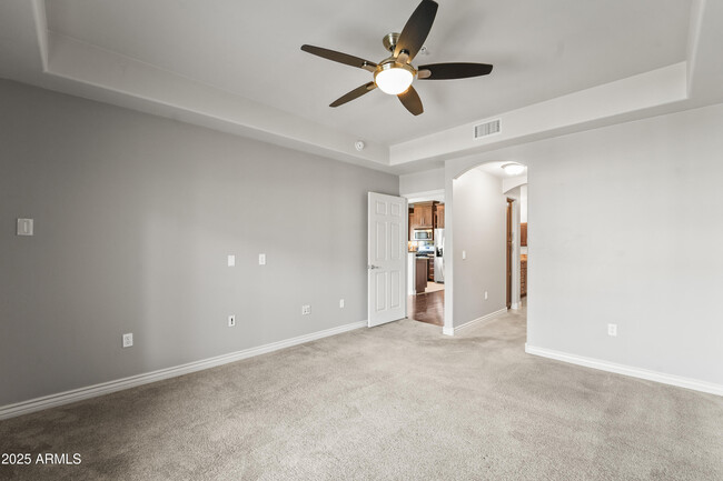 Building Photo - 5350 E Deer Valley Dr