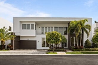 Building Photo - 10296 NW 74th Terrace