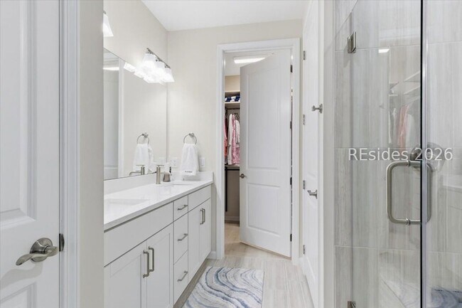 Building Photo - 271 Flip Side Ln