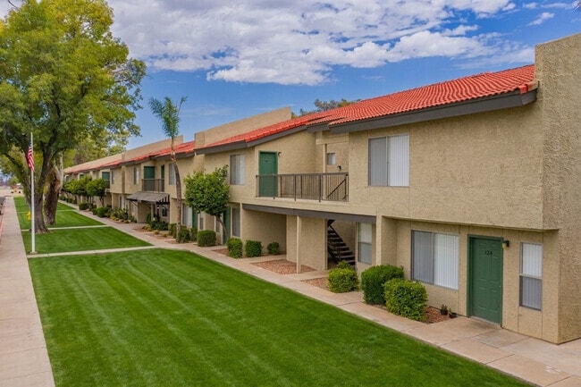 Exterior - Fountain Place