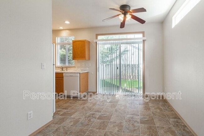 Building Photo - 17314 SE 22nd St