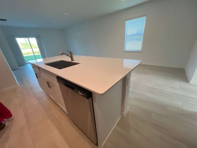 Building Photo - 17476 Happytrails St