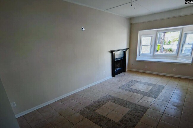 Building Photo - 1204 Omega Dr