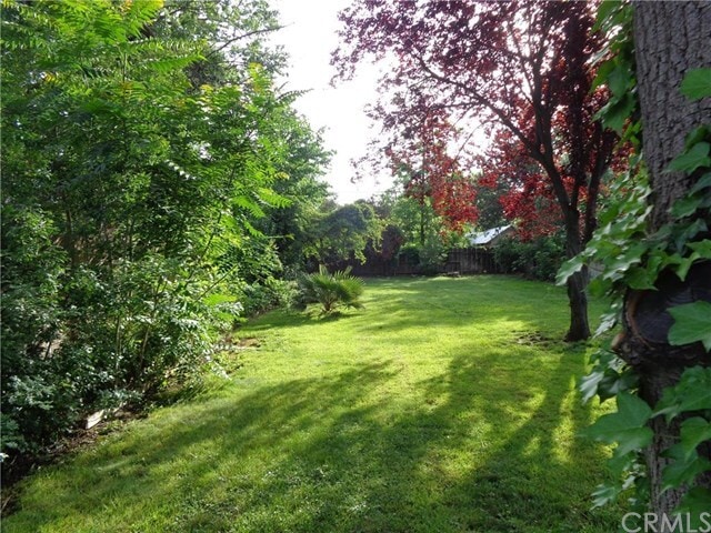 Building Photo - 464 E 6th Ave