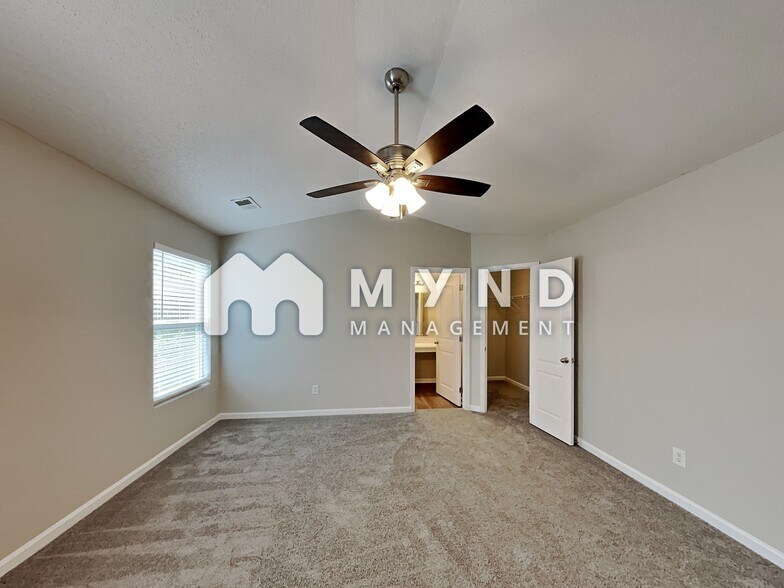 Building Photo - 2233 Bigwood Trail
