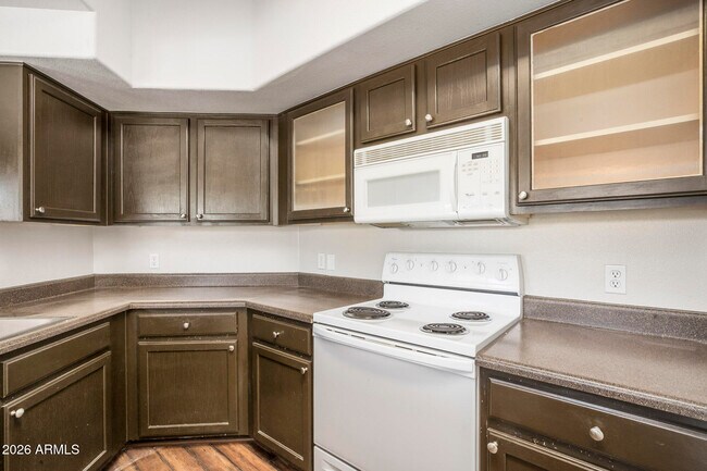 Building Photo - 4644 N 22nd St