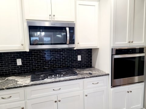 Building Photo - 620 Montrose Dr