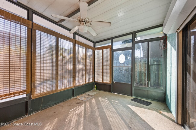 Building Photo - 123 Adams Ave