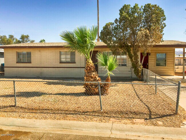 Primary Photo - 1861 E Mobile Ln