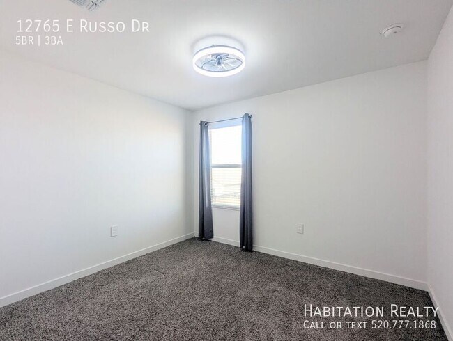 Building Photo - 12765 E Russo Dr