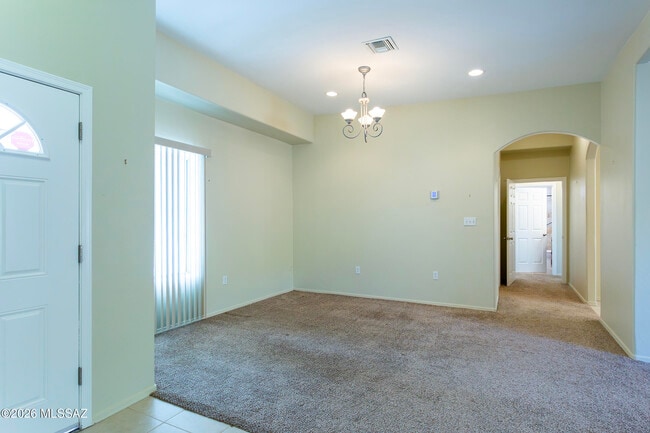Building Photo - 290 Via Mantaraya