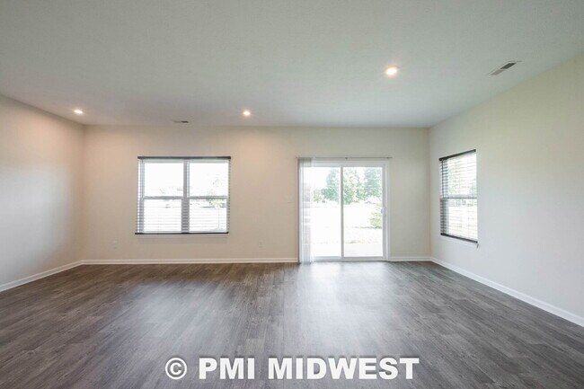 Building Photo - 10828 Penwell Wy