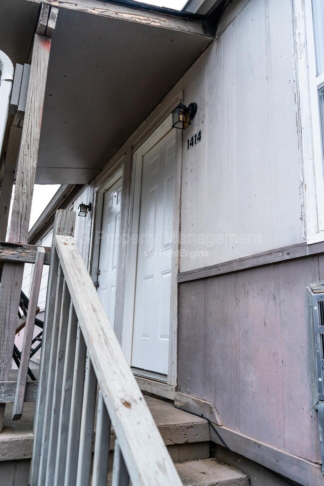 Building Photo - 1414 Chicago Ave