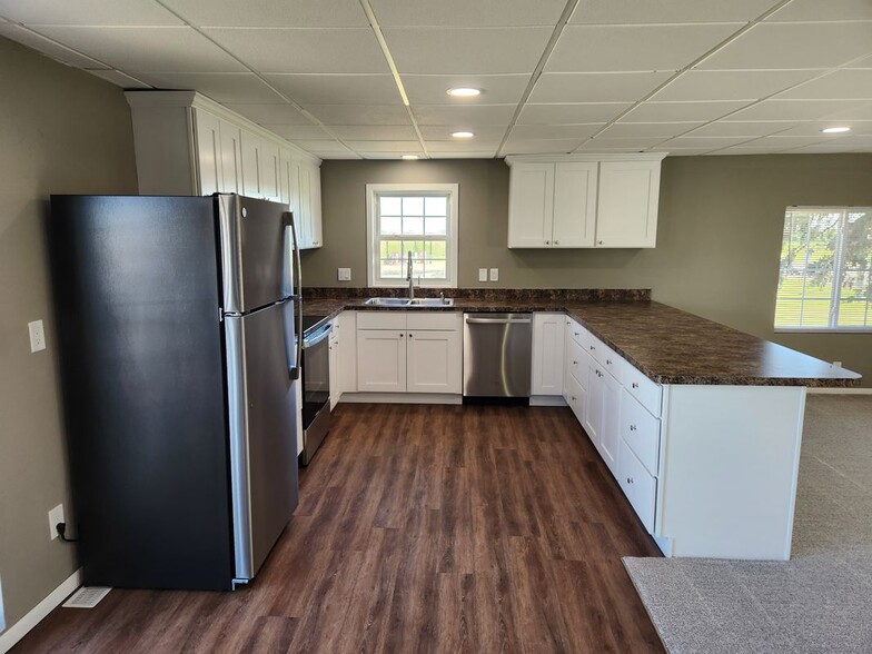 Building Photo - 23381 Co Rd E34