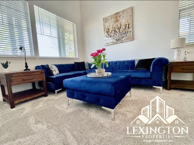 Building Photo - Stunning, 5BD/3BA Home, in West Sacramento with a Pool and BBQ!