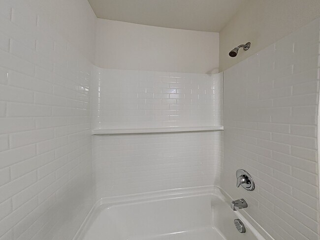 Building Photo - 4517 Greenham Ln.